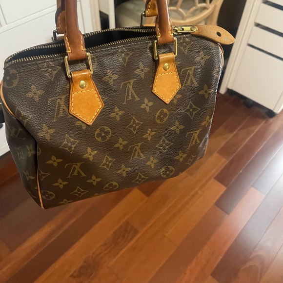 Authentic LV Speedy 25 in great condition, just how you see it in the pictures. - Picture 13 of 14